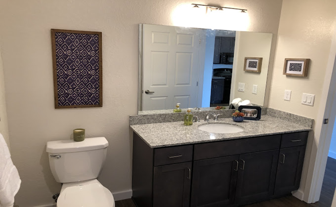 POP Apartment Bathroom